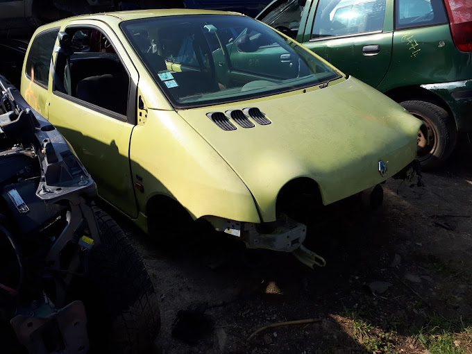 Aperçu des activités de la casse automobile AUTO DEMOLITION CHINIARD située à VIRIAT (01440)